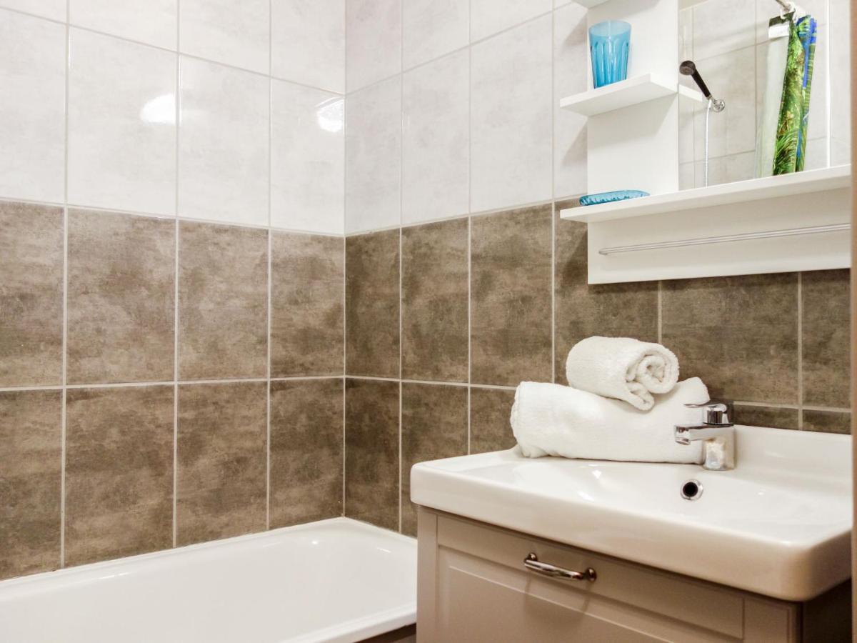 Apartment Le Prariond - Val Claret-6 By Interhome Apartment